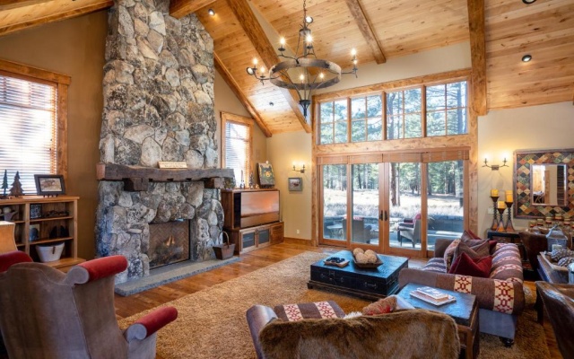 photo 4 of Luxury 4BD Located at Old Greenwood!