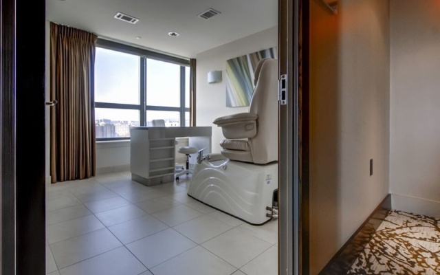 photo 2 of Global Luxury Suites at Fair St