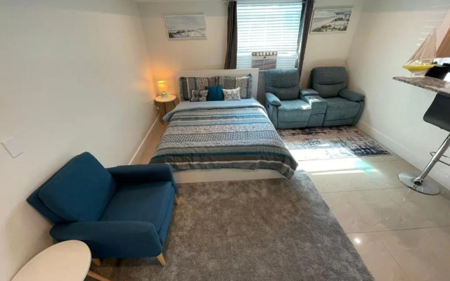 photo 3 of Luxury Cozy Studio - 5 min to Beach