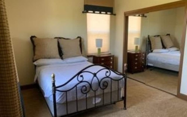 photo 3 of Luxury Custom Home in Oakdale Parkview