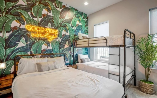 photo 2 of Luxury Downtown Getaway With Breathtaking Views