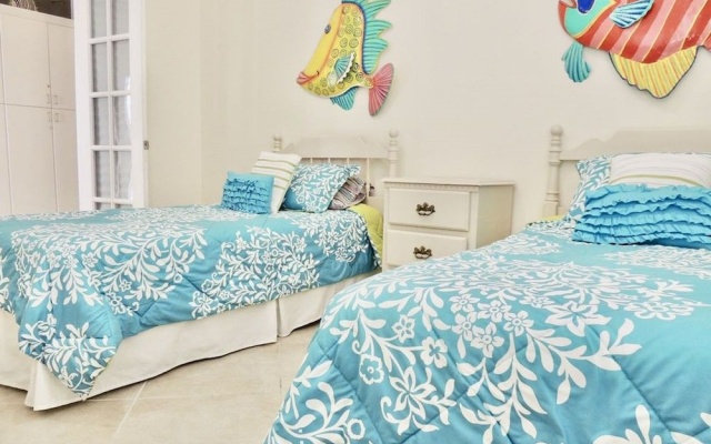 photo 5 of Luxury Gulf Beach Living - Coronas Gris
