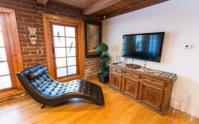 photo 2 of Private 2BD Chandler