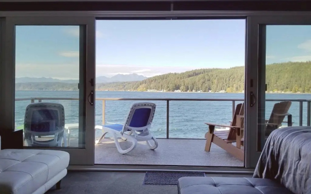 photo 5 of Luxury Lookout Hood Canal Vacation Rental