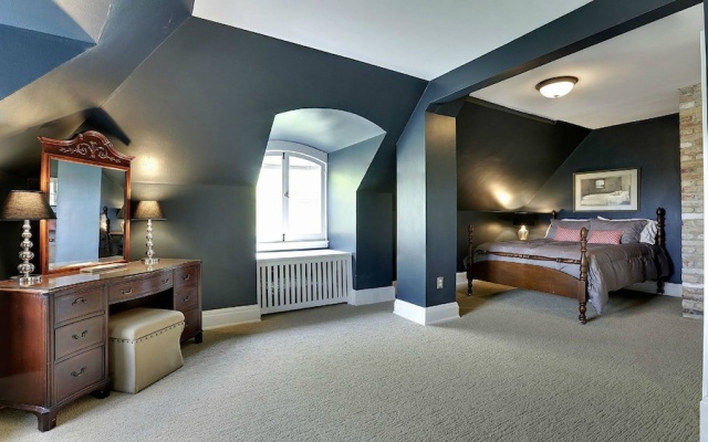 photo 4 of Luxury Whittier Mansion-3rd Floor Suite