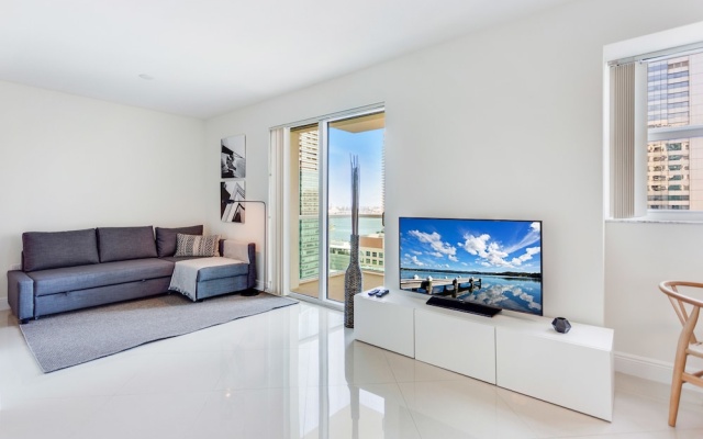 photo 4 of Lyx Suites at One Broadway