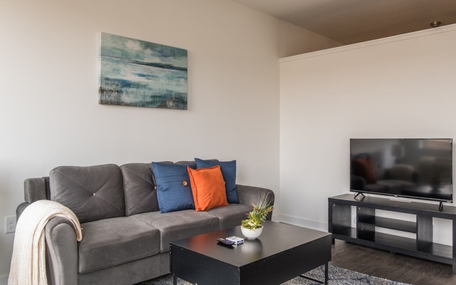 photo 4 of Macalester Apartments by Frontdesk