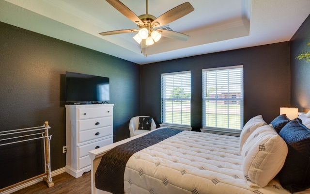 photo 4 of Madill Vacation Rental w/ Grill: Near Lake Texoma!