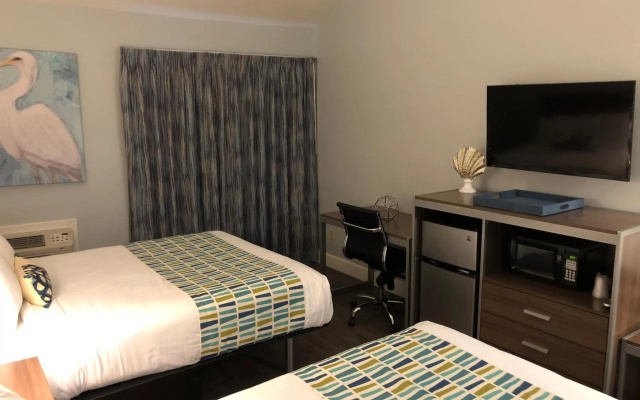 photo 2 of Sand Dollar Inn