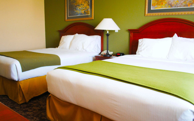 photo 4 of Magnuson Hotel Commerce