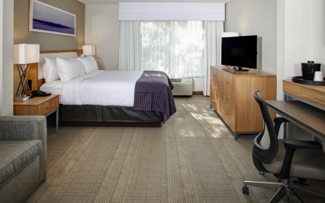 photo 4 of Holiday Inn Franklin - Cool Springs by IHG