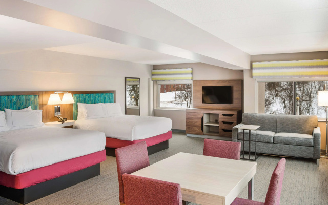 photo 3 of Hampton Inn & Suites Houghton