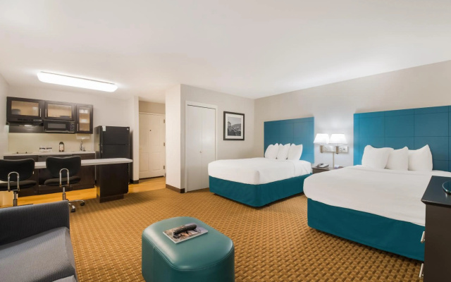 photo 3 of MainStay Suites Chattanooga Hamilton Place