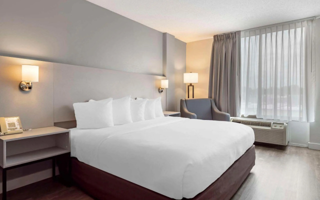 photo 3 of MainStay Suites MSP Airport - Mall of America