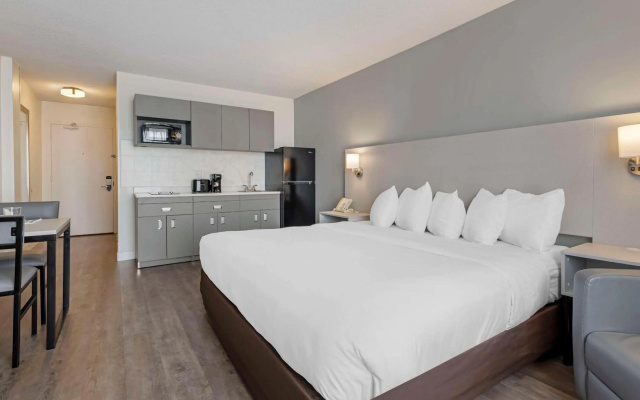 photo 5 of MainStay Suites MSP Airport - Mall of America