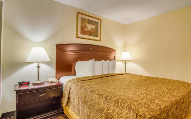photo 4 of MainStay Suites Texas Medical Center/Reliant Park