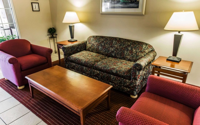 photo 2 of Mainstay Suites Wilmington