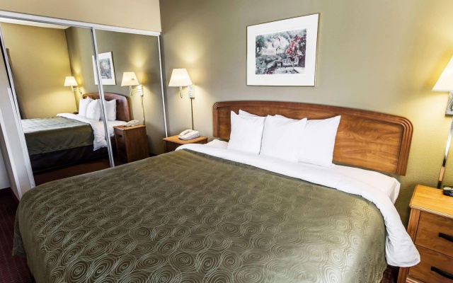 photo 5 of MainStay Suites Wilmington - University Area