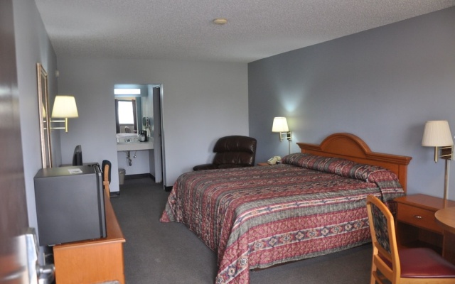 photo 4 of OYO Malden Airport Inn