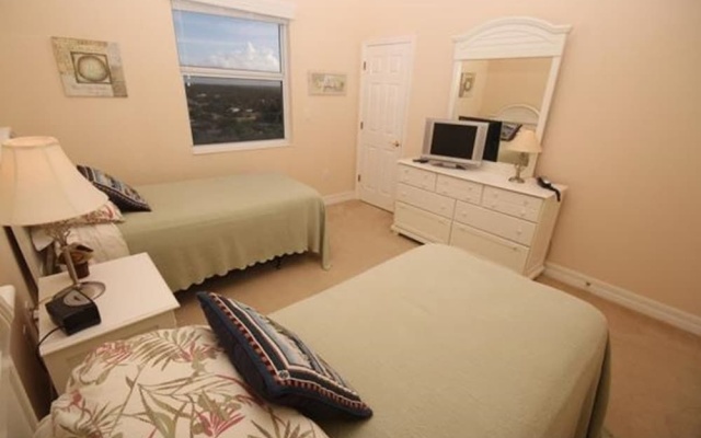photo 3 of Malibu 704 Apartment 3