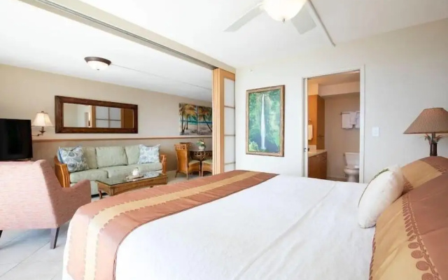 photo 3 of Mana Kai Maui Resort, #812c 2 Bedroom Condo by RedAwning