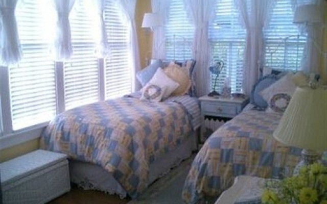 photo 2 of Manor Of Time