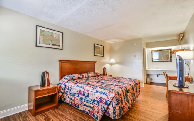 photo 3 of Marietta Hotel