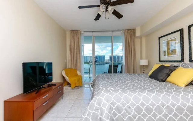 photo 5 of Le Marina Bay 707 by Go Florida Condo, Sunny Isles.