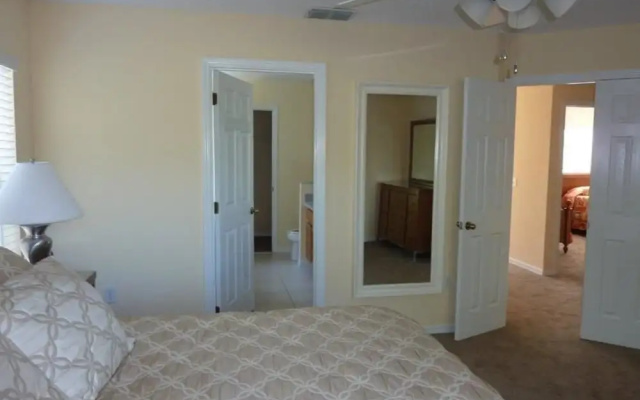 photo 5 of Mariner Pad Apartment 4 Bedroom