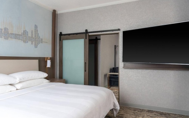 photo 5 of Courtyard by Marriott Chicago at Medical District / UIC