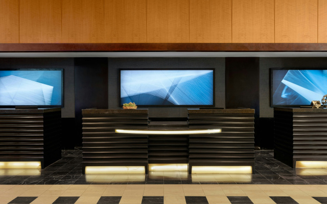 photo 4 of Crystal Gateway Marriott