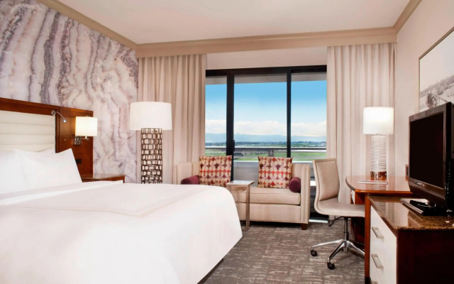 photo 4 of Marriott Denver Airport at Gateway Park