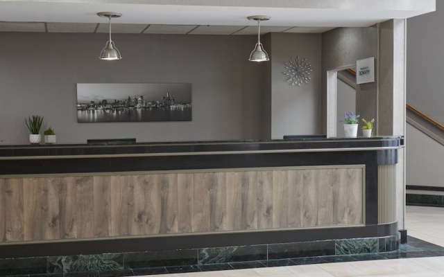 photo 2 of Detroit Marriott Livonia