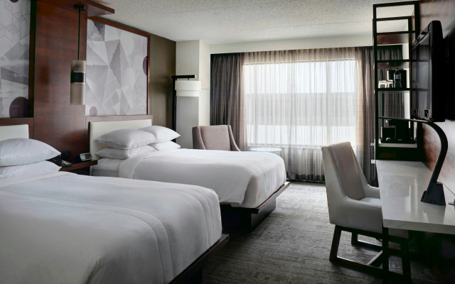 photo 4 of Marriott East Lansing at University Place