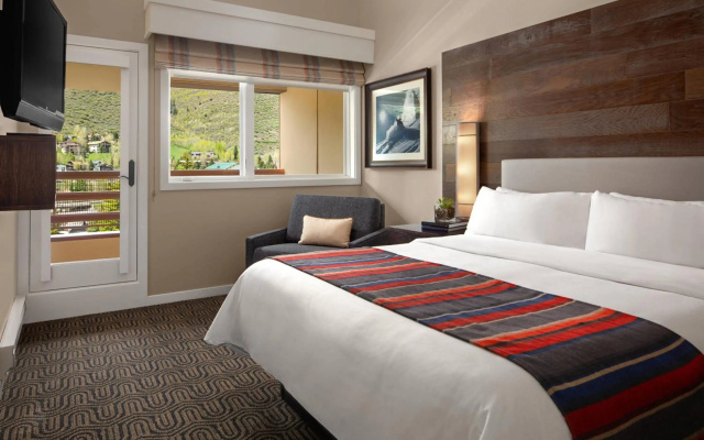 photo 2 of Marriott's StreamSide Douglas at Vail