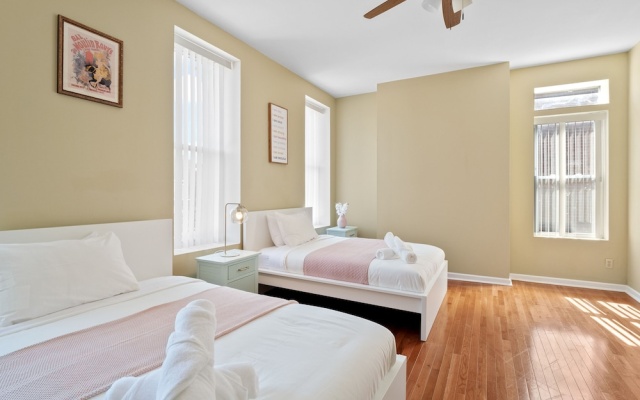 photo 3 of Massive Downtown Area Home... sleeps 14
