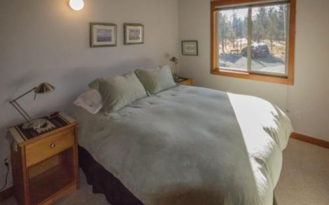 photo 2 of Meadow View Cabin