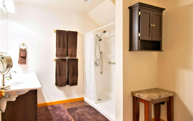 photo 2 of Mein Haus Bed & Breakfast