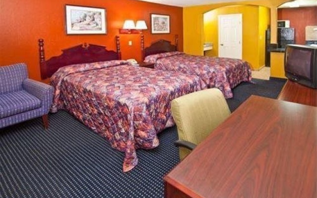 photo 2 of Merry Inn