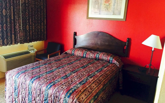 photo 2 of Mesa Oasis Inn Motel