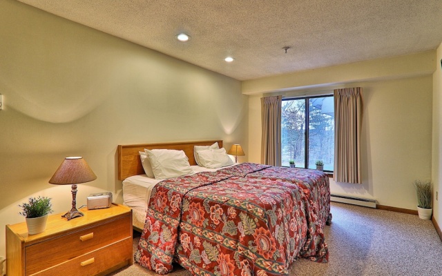 photo 5 of Mg 3b02 - Wow. Can You Get Any Closer? 1br/1ba Sleeps 4