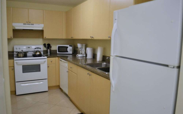 photo 3 of Apartments At Shamrock Gables