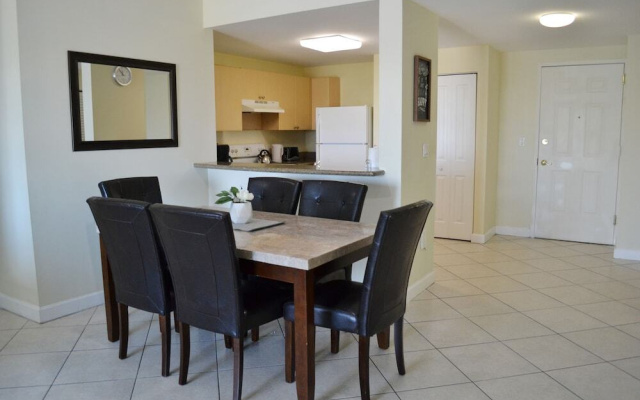 photo 4 of Apartments At Shamrock Gables