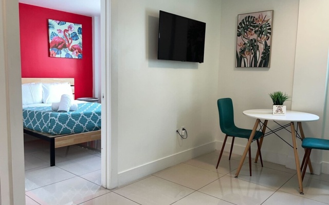 photo 4 of Miami Suite 305