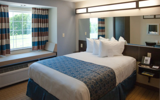 photo 4 of Microtel Inn & Suites By Wyndham Belle Chasse/New