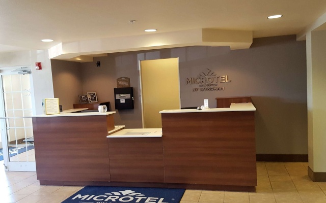 photo 2 of Microtel Inn & Suites by Wyndham Bellevue/Omaha