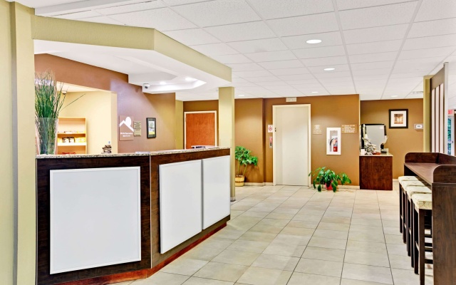 photo 2 of Microtel Inn & Suites by Wyndham Bryson City