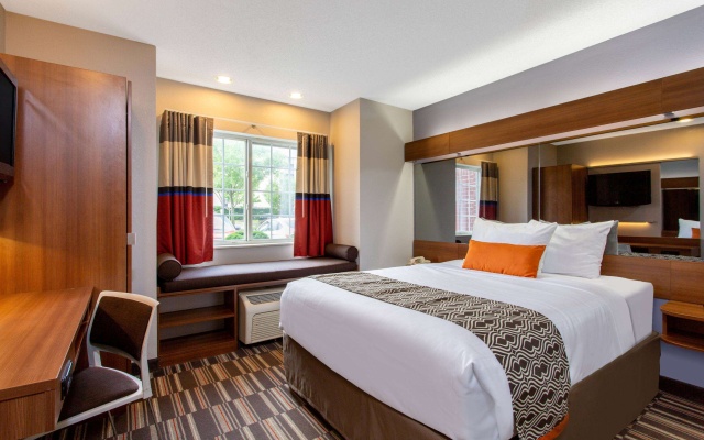 photo 4 of Microtel Inn & Suites by Wyndham Philadelphia Airport