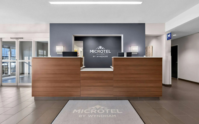 photo 2 of Microtel Inn & Suites by Wyndham Sweetwater