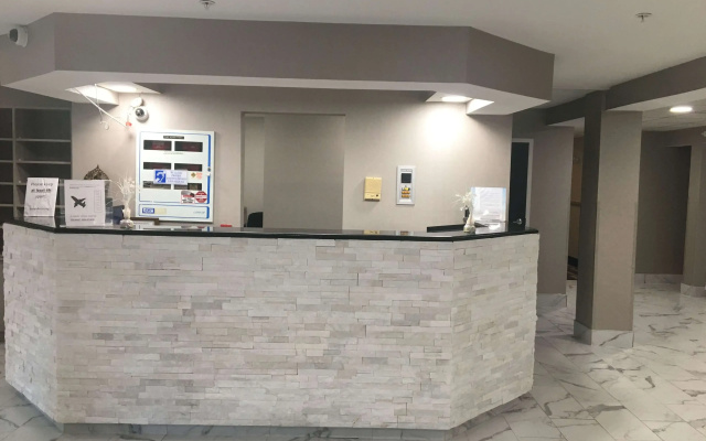 photo 2 of Microtel Inn by Wyndham Charlotte Airport